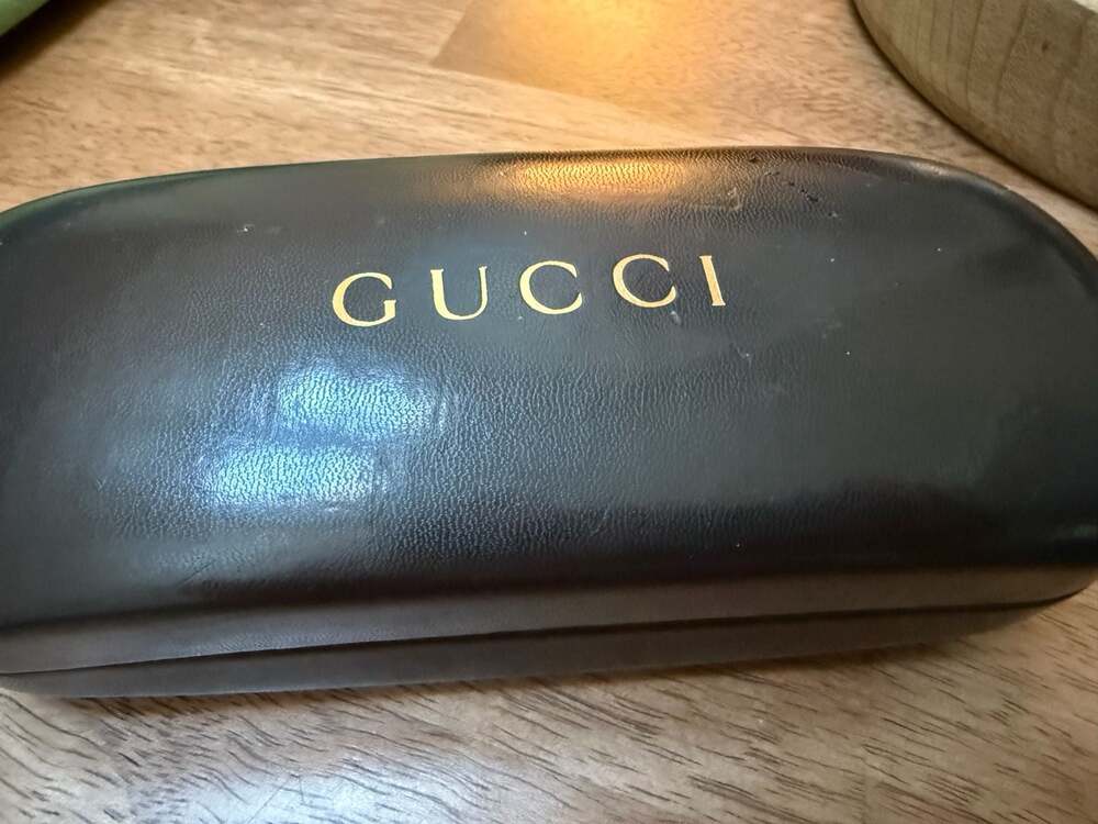 Gucci - Picture 1 of 4